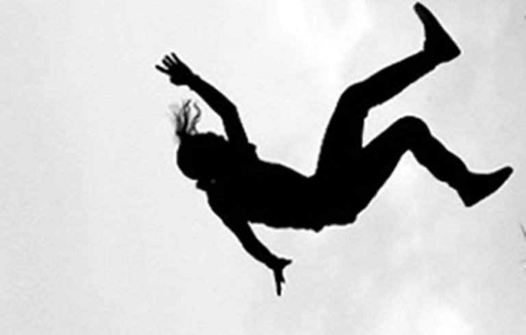 ढुङ्गा खानीको भीरबाट लडेर रुकुम पश्चिममा एक जनाको मृत्यु