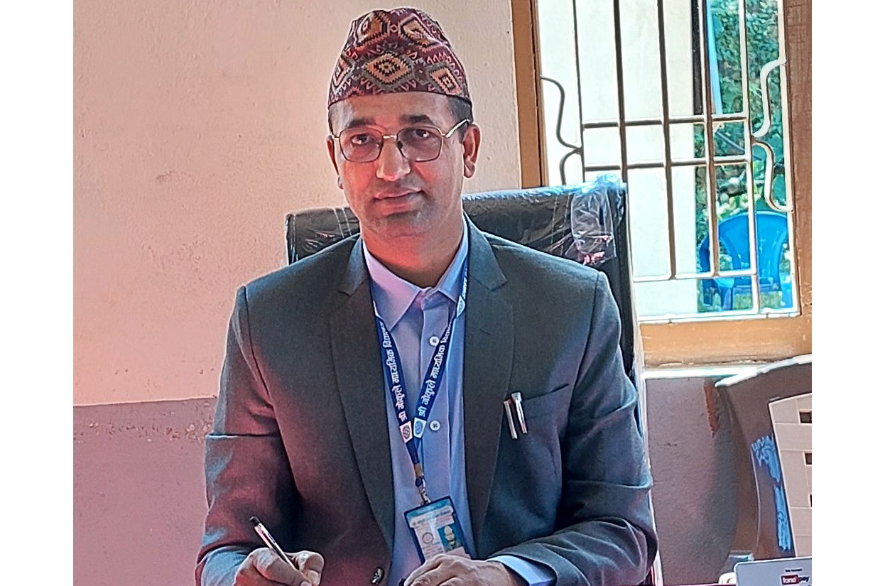 सामुदायिक विद्यालय सुधारमा प्रधानाध्यापकको भूमिका चुनौति र संभावना